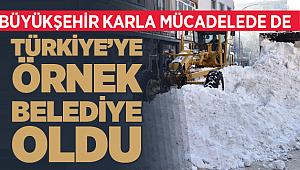 Büyükşehir karla mücadelede de Türkiye'ye örnek belediye oldu